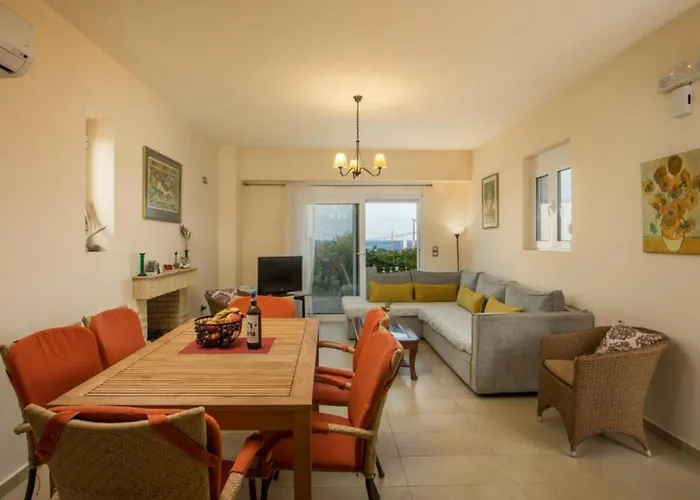 Verona Pool لاخنيا