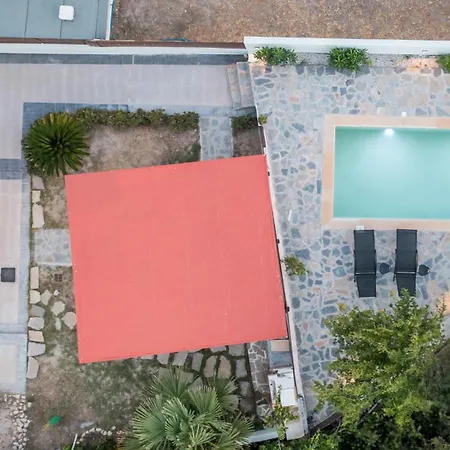 Verona Pool Villa *