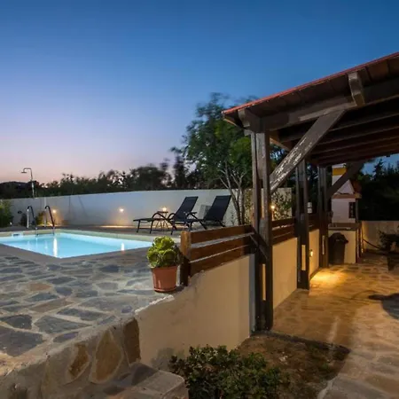 Verona Pool *