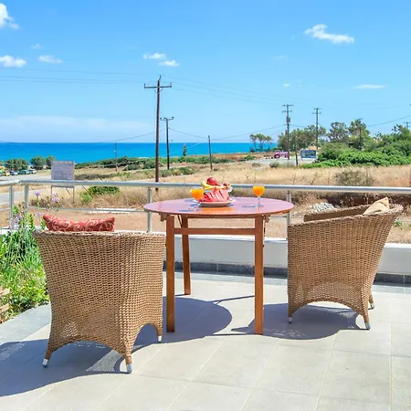 Villa Verona Pool Lakhania